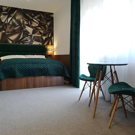 酒店 Biele Studnicky 3*